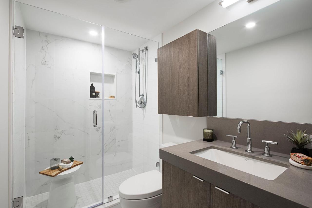 Level Yaletown - Richards Aparthotel Vancouver Bagian luar foto